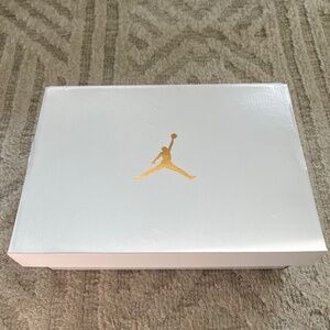 *New* Women’s Air Jordan 1 Low